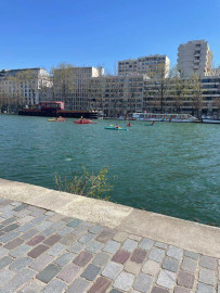 
                                                                                        Location
                                                                                         Studio 20m2 - bassin de la Villette (rare)