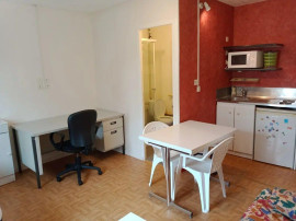 
                                                                                        Location
                                                                                         Studio 21,5 m² meublé à 5mn FAC et CHU à 480€