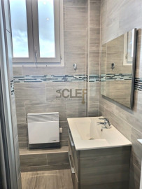 
                                                                                        Location
                                                                                         Studio - 23m² - Clamart