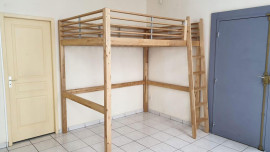 
                                                                                        Location
                                                                                         Studio 23M2 capitole RDC sur rue