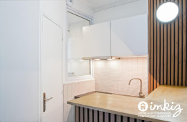 
                                                                                        Vente
                                                                                         Studio 23m2 - REFAIT À NEUF - DPE D