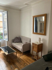 
                                                                                        Location
                                                                                         Studio 25m2