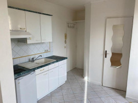 
                                                                                        Location
                                                                                         Studio, 25m2 à 5mn Gare-RER A Maisons laffitte