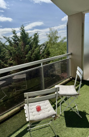 
                                                                                        Vente
                                                                                         Studio 27 m² + mezzanine aménagée