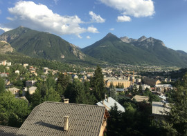 
                                                                                        Vente
                                                                                         Studio 30 m² 4 couchages – Vue exceptionnelle