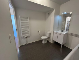 
                                                                                        Vente
                                                                                         Studio 30m2 avec balcon & parking Quartier St-Jean