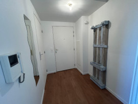 
                                                                                        Vente
                                                                                         Studio 30m2 avec balcon & parking Quartier St-Jean