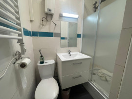 
                                                                                        Vente
                                                                                         Studio