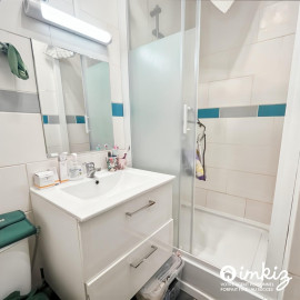 
                                                                                        Vente
                                                                                         Studio