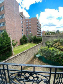 
                                                                                        Location
                                                                                         Studio à louer