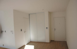 
                                                                                        Location
                                                                                         Studio à louer à Nantes