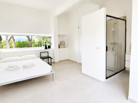 
                                                                                        Vente
                                                                                         Studio à Saint-Tropez
