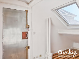 
                                                                                        Vente
                                                                                         Studio au cœur des batignolles