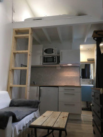 
                                                                                        Location
                                                                                         Studio au coeur du Marais