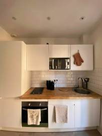 
                                                                                        Vente
                                                                                         STUDIO AVEC BALCON - PALUD 4