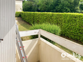 
                                                                                        Vente
                                                                                         Studio  avec balcon, parking et cave