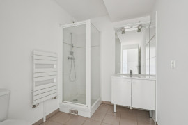 
                                                                                        Vente
                                                                                         Studio avec balcon - Saint-Ouen