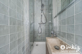 
                                                                                        Vente
                                                                                         Studio avec balcon, vue exceptionnelle