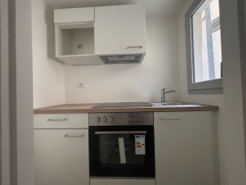 Location
Studio avec extérieur