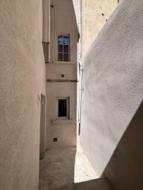 Location
Studio avec extérieur