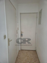 
                                                                                        Location
                                                                                         STUDIO AVEC PARKING AERIEN PRIVATIF
