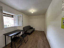 Location
STUDIO avec parking ST QUENTIN
