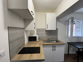 Location
STUDIO avec parking ST QUENTIN
