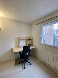 
                                                                                        Location
                                                                                         Studio avec place de parking privative