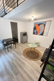 
                                                                                        Location
                                                                                         Studio avec terrasse - Quartier Les Réformés