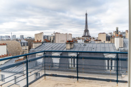 
                                                                                        Vente
                                                                                         STUDIO AVEC TERRASSE VUE TOUR EIFFEL