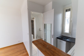 
                                                                                        Vente
                                                                                         STUDIO AVEC TERRASSE VUE TOUR EIFFEL