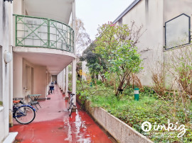 
                                                                                        Vente
                                                                                         Studio  avec vue dégagée - DPE C