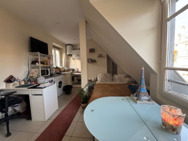 
                                                                                        Vente
                                                                                         Studio - Cœur de Passy - Vue Tour Eiffel