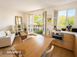 
                                                                                        Location
                                                                                         Studio Cœur de Ville au Calme