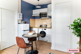 Location
Studio dans le centre ville de Nantes, au pied des transports