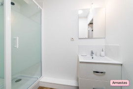 Location
STUDIO DE 19M2 ENTIEREMENT RENOVE ET MEUBLE SUR VILLEURBANNE - 169685