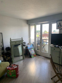 
                                                                                        Location
                                                                                         Studio de 20 m2 à Talence avec balcon parking