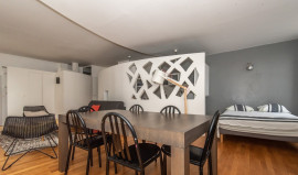 
                                                                                        Location
                                                                                         Studio de 30 m² –Lumineux et Calme  3er Étage.