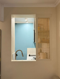 
                                                                                        Location
                                                                                         Studio de luxe dans le centre-ville