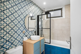 
                                                                                        Vente
                                                                                         Studio de Standing- Quartier Champs-Elysées - 8ème