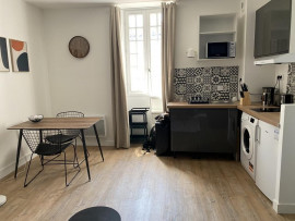 
                                                                                        Location
                                                                                         Studio en plein coeur du centre-ville