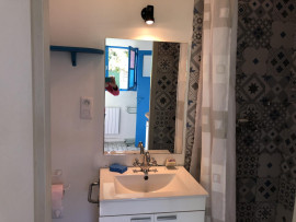 
                                                                                        Location
                                                                                         Studio en rez de jardin avec place de parking