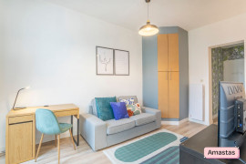 Location
Studio entièrement meublé et rénové 31 m2, proche du Vieux-port
