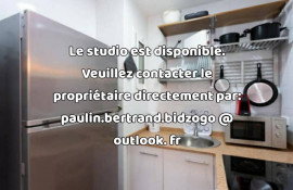 
                                                                                        Location
                                                                                         Studio, environ 22 M², très bon état