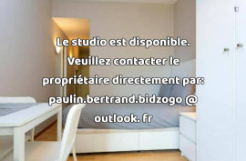 
                                                                                        Location
                                                                                         Studio, environ 22 M², très bon état