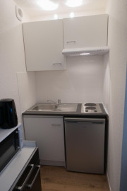 
                                                                                        Location
                                                                                         Studio étudiant proche des centres universitaires