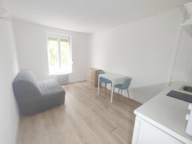 Location
Studio fonctionnel et bien équipé