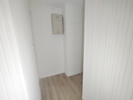 Location
Studio fonctionnel et bien équipé
