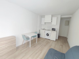 Location
Studio fonctionnel et bien équipé