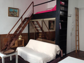 
                                                                                        Location
                                                                                         Studio localisation au coeur de Saint Germain